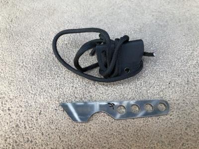 COUTEAU KIRIDASHI 4 TROUS DE FRED PERRIN