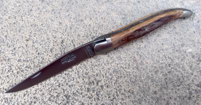 Couteau forge de LAGUIOLE chêne de barrique 11 cm