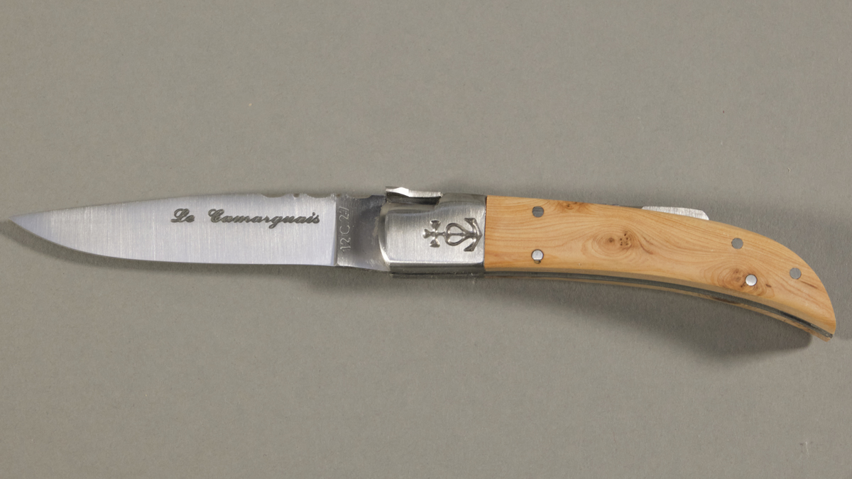 Couteau régional Le Camarguais n°10 trident forgé - 9 cm genévrier