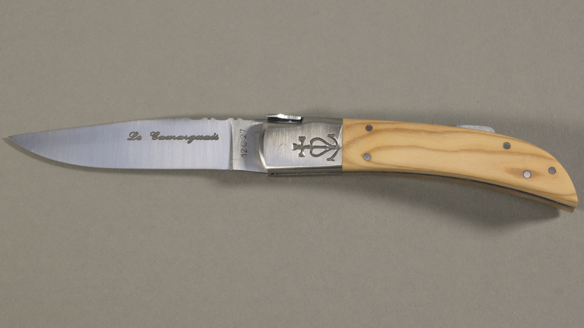 Couteau régional Le Camarguais n°12 trident soudé - 10,5 cm Olivier