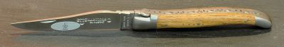Couteau Laguiole en Aubrac 12 cm - double mitres manche en Chêne - Ressort forgé